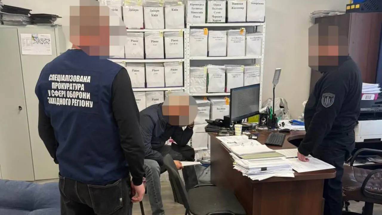 ДБР розкрило схему дезертирства: які довідки сфальсифікували військовослужбовці