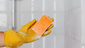 как помыть душевую кабину 