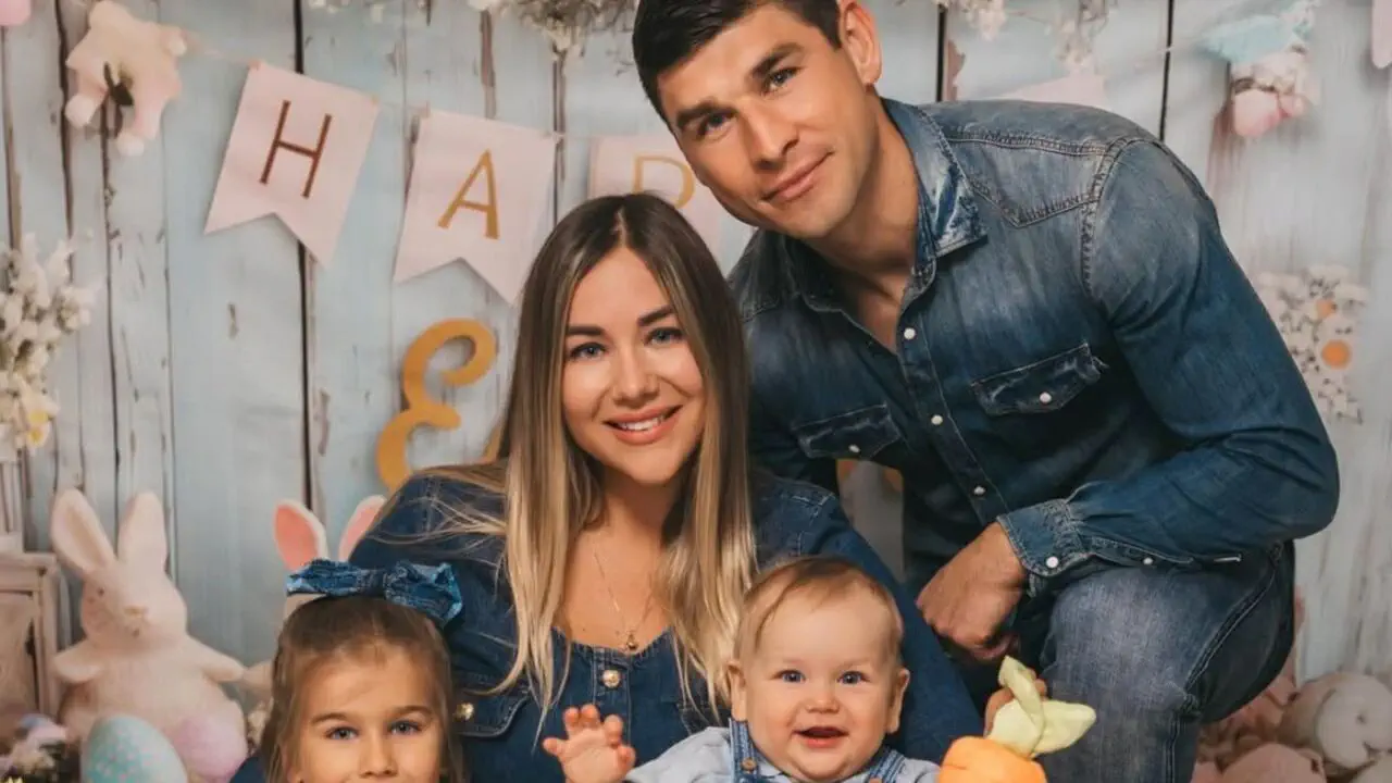 Руслан Маліновський з родиною