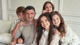 Сергей Кривцов с семьёй