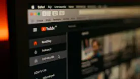 Як YouTube виявляє штучний інтелект у відео: оновлення для авторів контенту