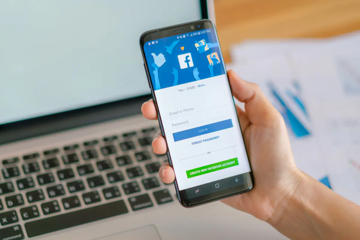 Meta зазнала масштабного збою: що відбувається з Facebook, Instagram та Messenger