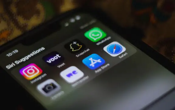 Apple планирует монетизировать генеративный ИИ в своей экосистеме