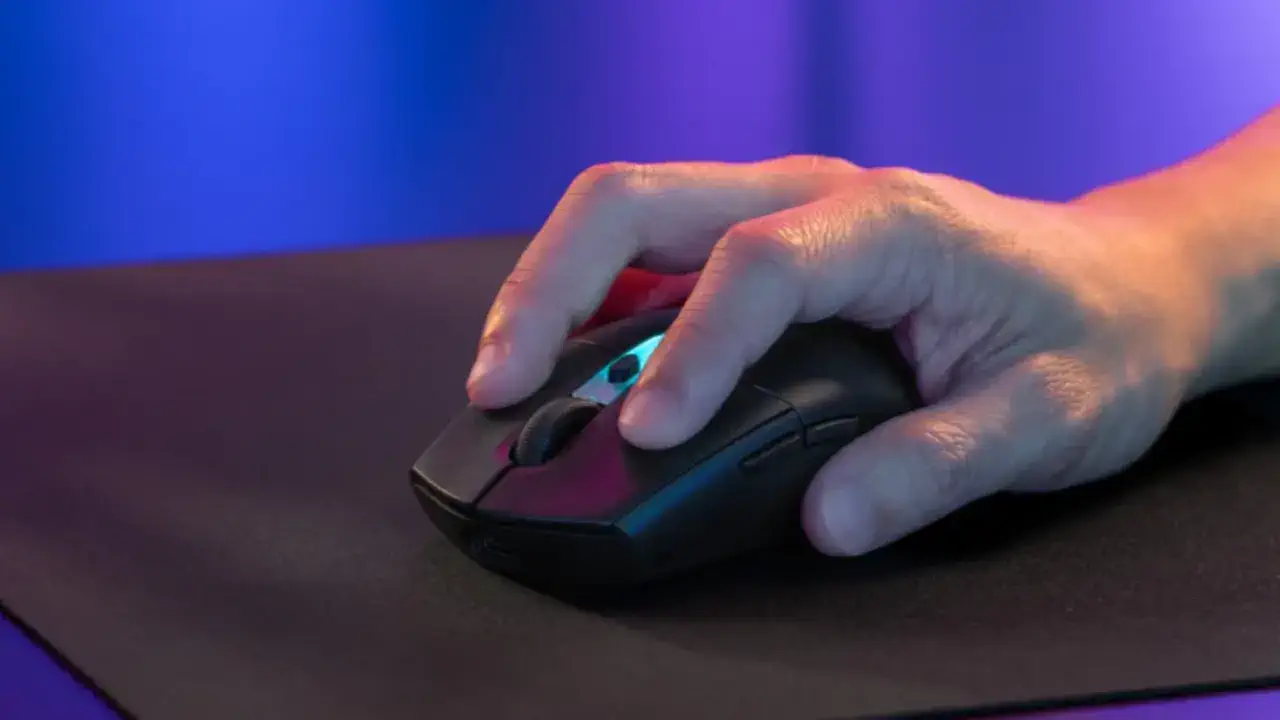 Logitech кардинально оновила хітову ігрову мишу G305