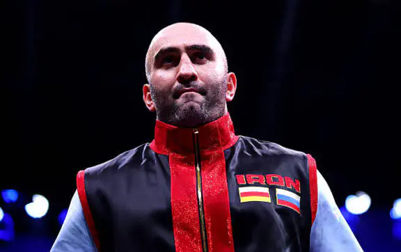 Один з титулів Усика можуть віддати росіянину