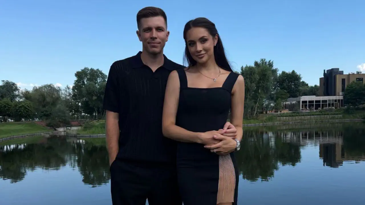 Олександр Піхальонок з дружиною