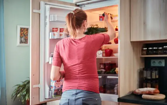 Відключили світло в спеку — рятуємо продукти від псування правильно