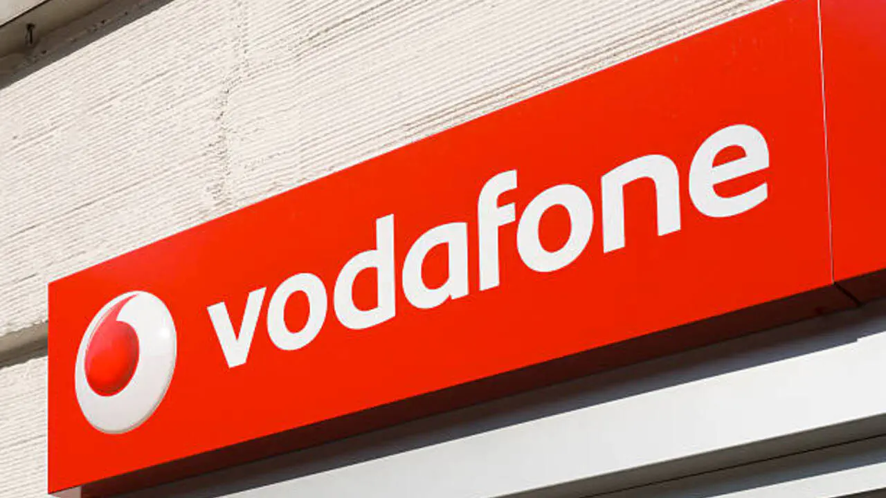 Наслідки нічного обстрілу: у Vodafone можливі тимчасові труднощі з доступом до сервісів