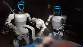 Хирурги провели успешную операцию с помощью робота. Видео, как это происходило