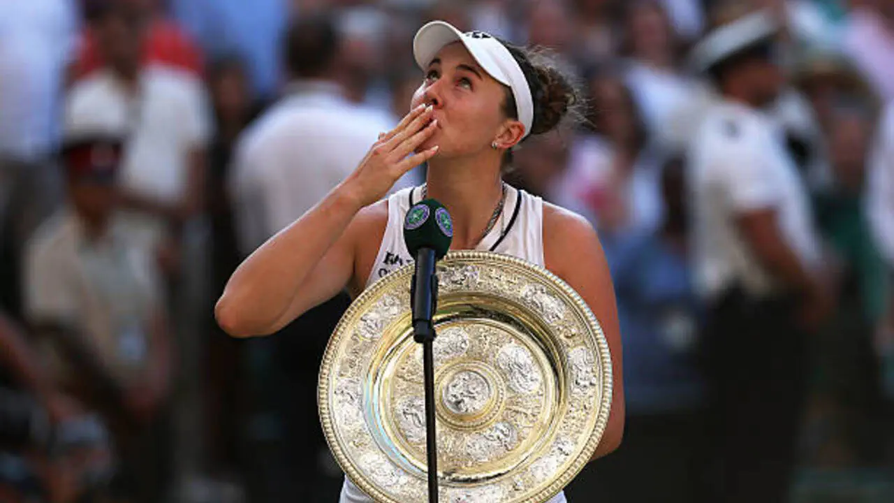 Носкова выиграла чешский финал Уимблдона и впервые стала чемпионкой Grand Slam