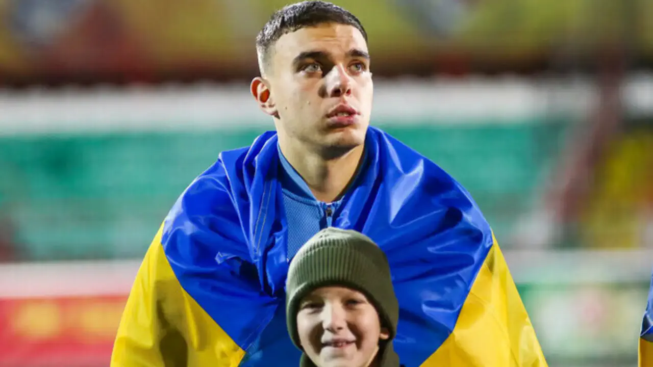 Стала відома зарплата Пономаренка в Галатасараї: форвард уже ухвалив рішення