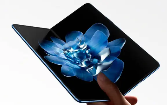 Больше чем просто раскладушка: будущий складной флагман Xiaomi Mix Fold 5 удивит автономностью