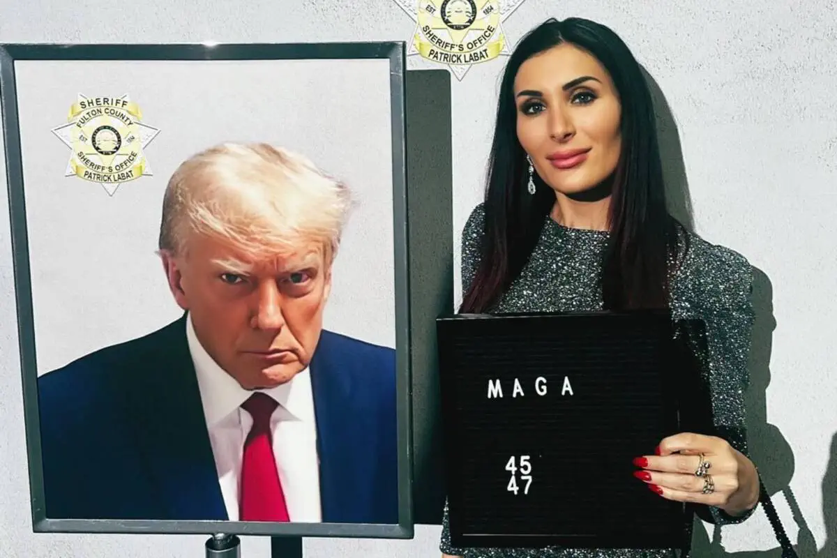 Лора Лумер приїхала до Києва: як скандальна соратниця Трампа стала на бік України