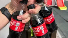 Купил колу — выиграл обед: новая акция от Coca-Cola возвращает вайб 2000-х