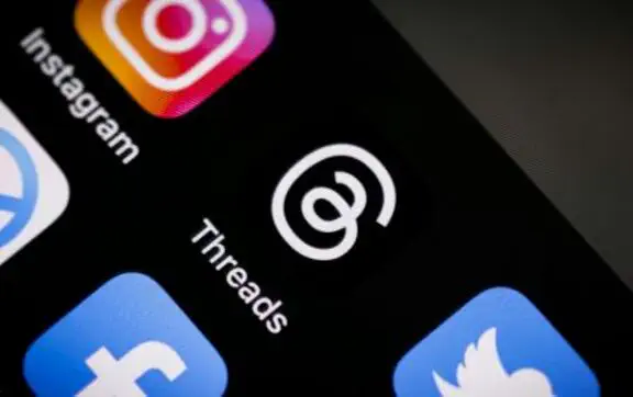 Threads зробив крок до конкуренції з ChatGPT: у соцмережі з’явився Meta AI
