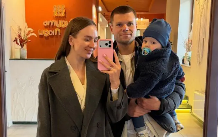 Микола Михайленко з родиною