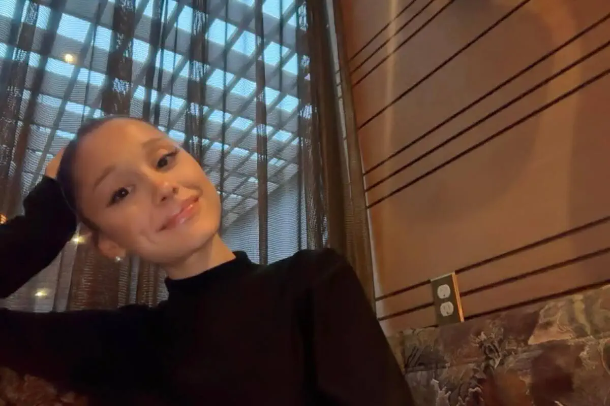 Певица Ариана Гранде уходит со сцены: жестокий буллинг в сети сломал звезду