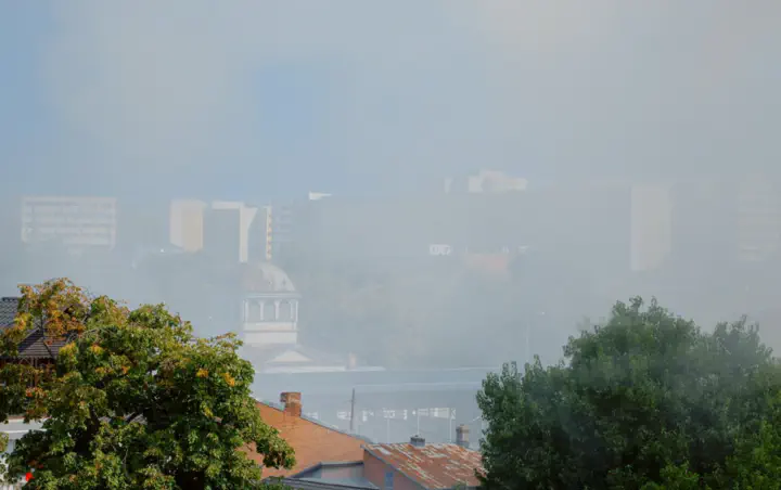 Масована атака рф спричинила забруднення повітря в Києві: що потрібно зробити негайно