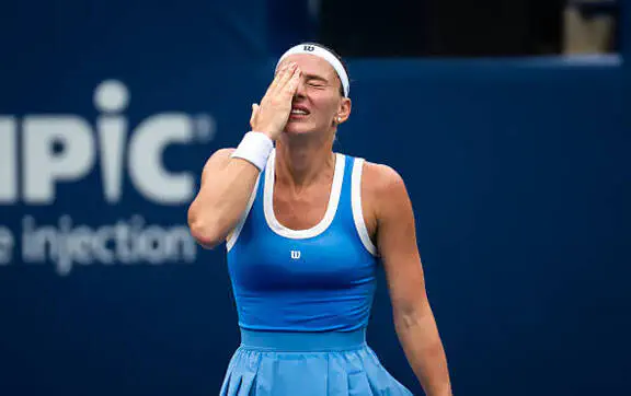 Костюк драматично уступила Свентек и вылетела из турнира WTA 1000 в Торонто