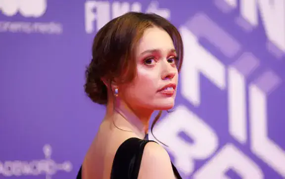 Нова екранізація до 180-річчя класики: BBC готують "Джейн Ейр" з Еймі Лу Вуд у головній ролі