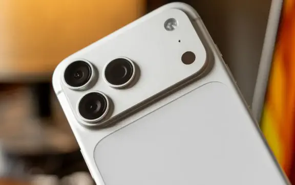 Apple готовит революционное изменение для iPhone: один номер заработает на двух устройствах