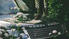 Range Rover випустив перший електрокар зі збереженням повної прохідності