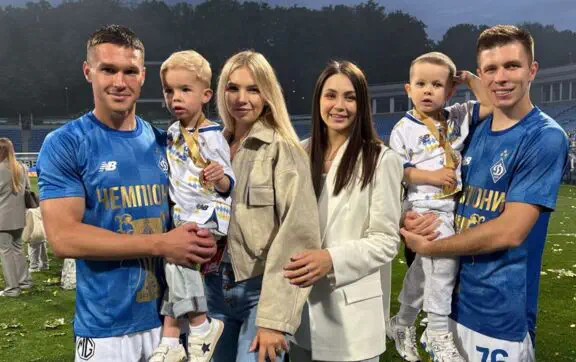 Тимчик та Піхальонок з родинами