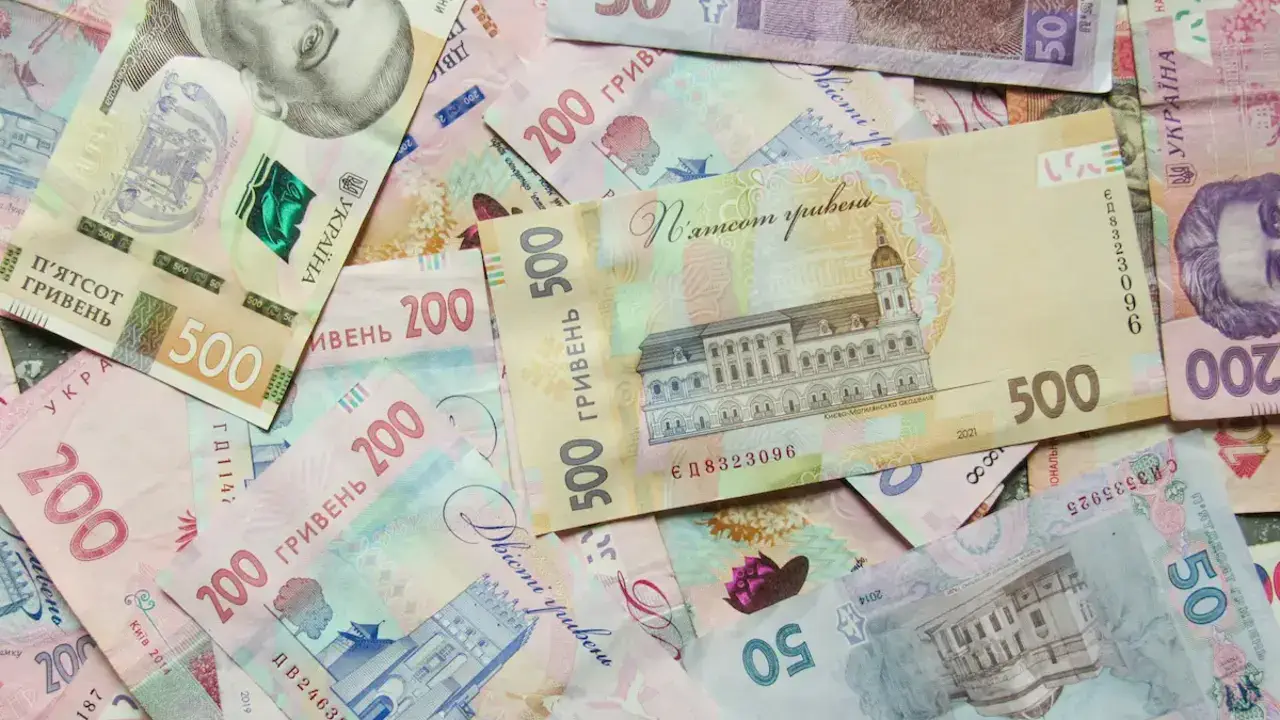 По 8 000 гривен на отопление: кто из пенсионеров может рассчитывать на денежную помощь