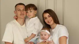 Дмитро Різник з родиною