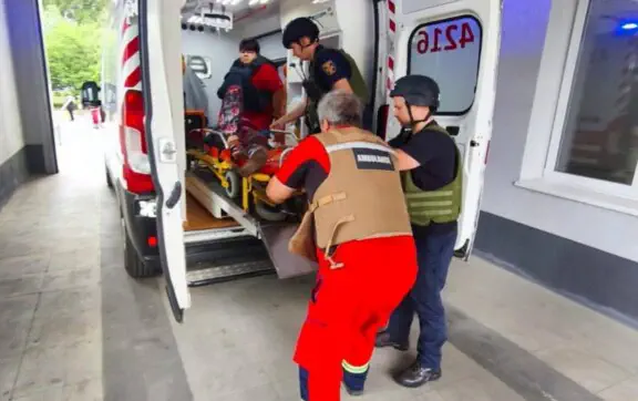 В Минздраве напомнили, в каких случаях нужно вызывать скорую помощь: перечень опасных симптомов