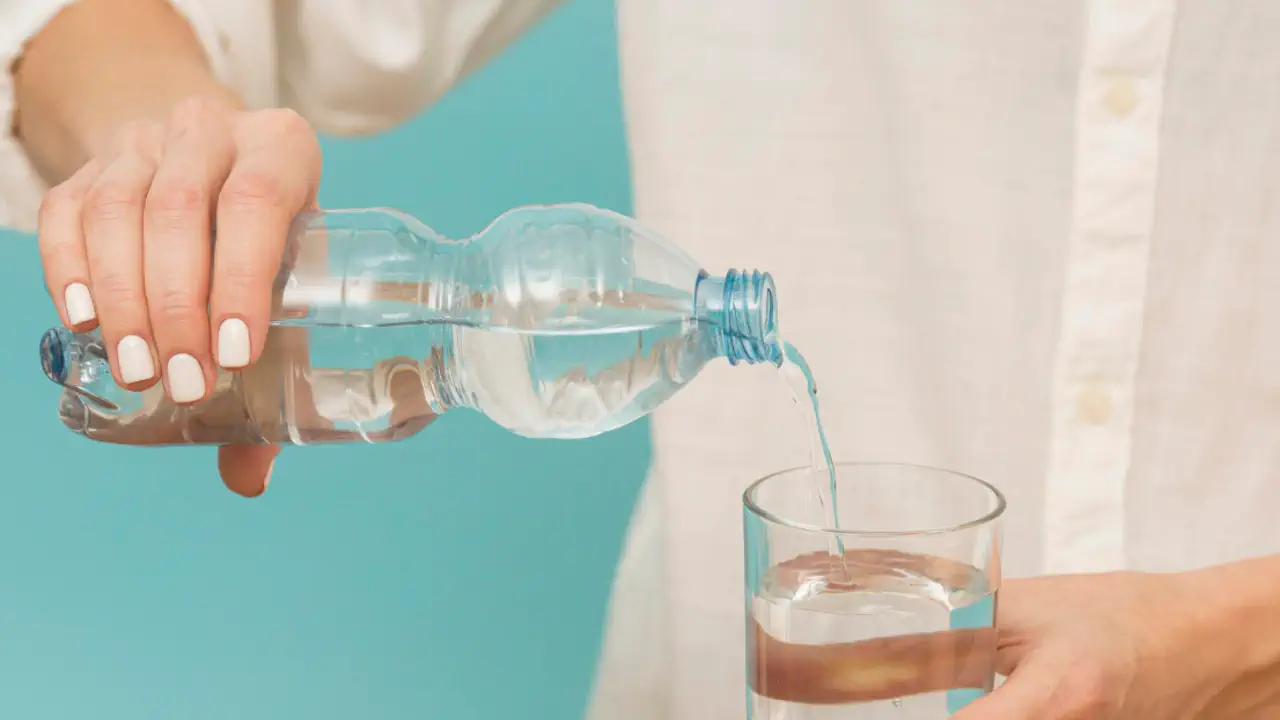 Какая вода полезнее для организма — холодная или теплая?