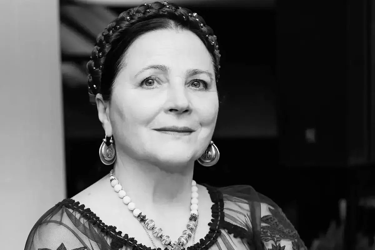 "Дуже бракує обіймів": донька Ніни Матвієнко зворушливо вшанувала пам'ять мами в річницю її смерті