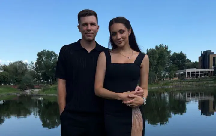 Олександр Піхальонок з дружиною