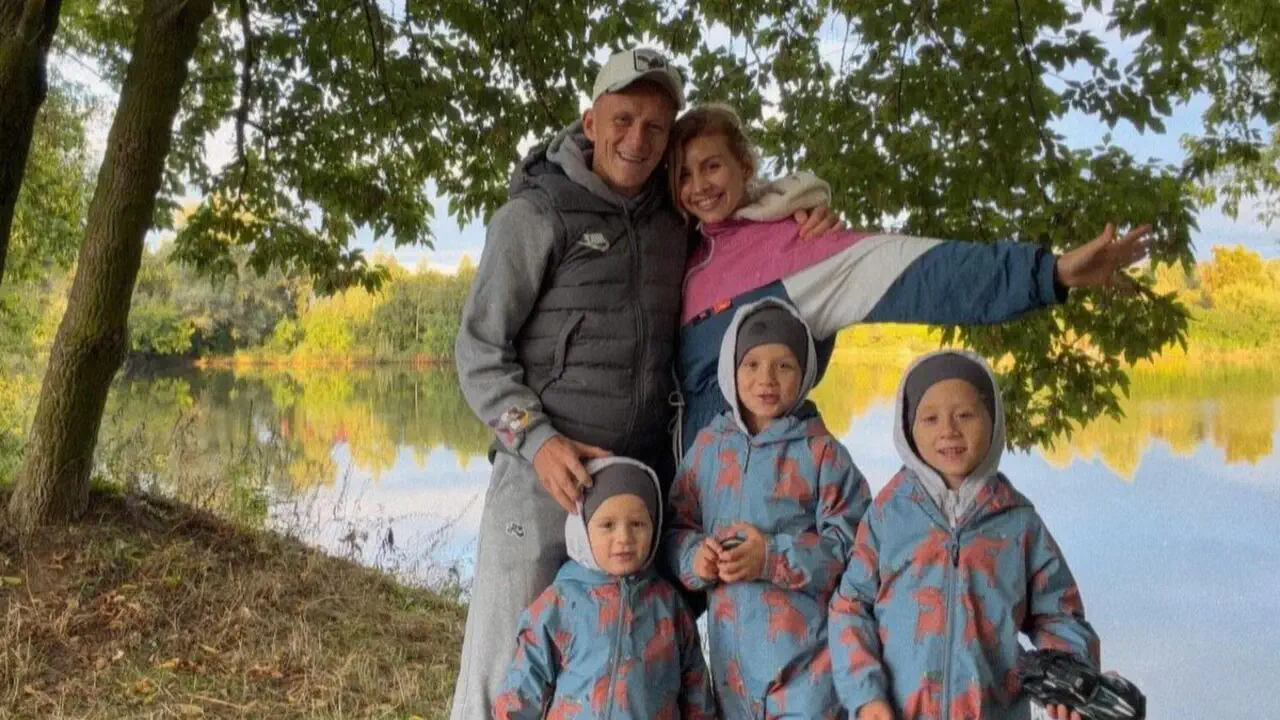 Іван Петряк з родиною