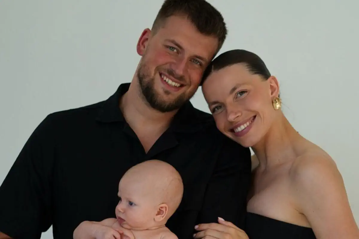 Марина Бех з чоловіком та донькою