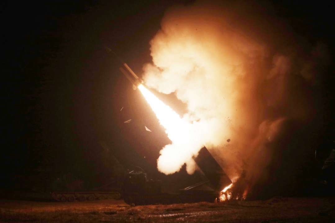 Зеленский подтвердил использование ATACMS/Фото: Getty Images Запуск ракеты ATACMS