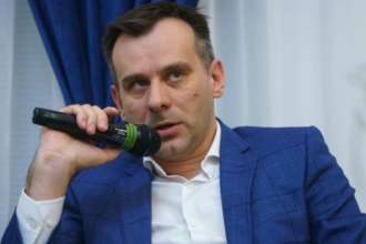 ЦВК ще у вересні 2022 року розробила постанову й зверталася до Верховної Ради з пропозиціями вилучити період воєнного стану з обмежень, що перешкоджають балотуванню ЦВК ще у вересні 2022 року розробила постанову й зверталася до Верховної Ради з пропозиціями вилучити період воєнного стану з обмежень, що перешкоджають балотуванню