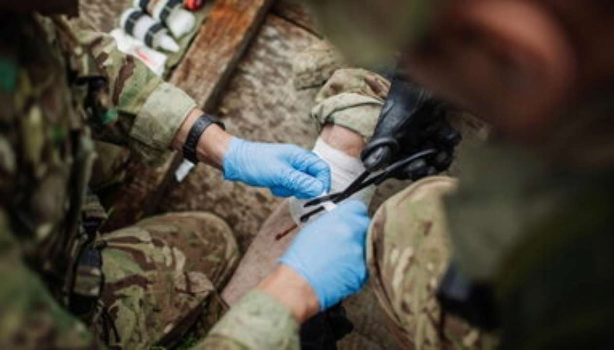 МОЗ затвердило перші 6 клінічних протоколів з лікування бойових травм