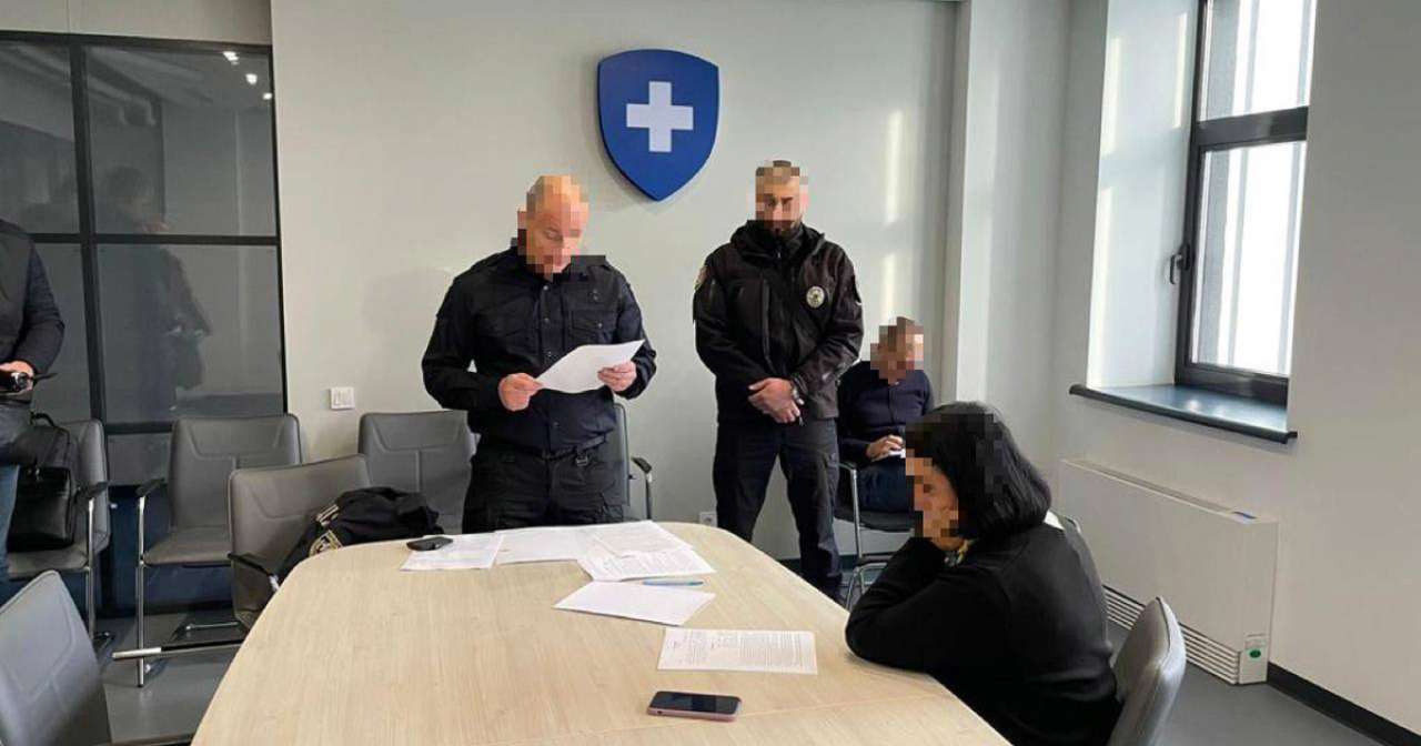 НСЗУ расценивает обыски как давление на нацслужбу из-за внеплановых визитов в медучреждения