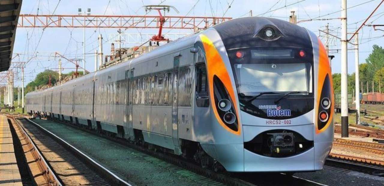 Фото: Укрзализныця/Facebook Hyundai планирует построить в Украине скоростную железнодорожную сеть