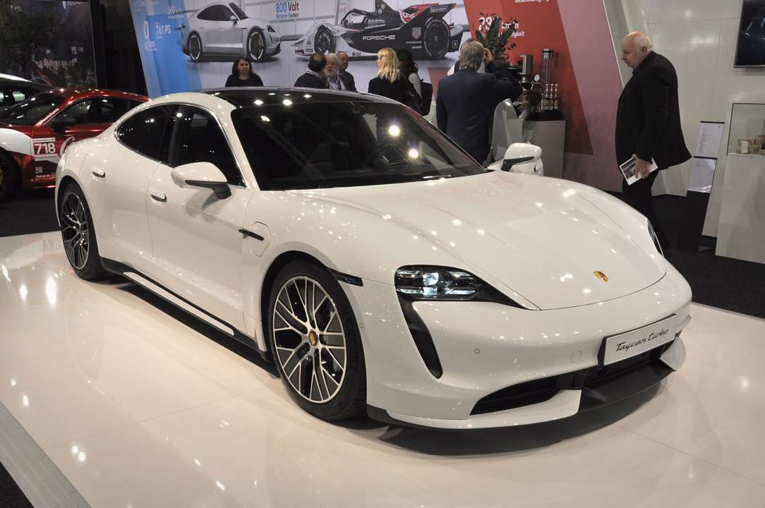 Фото: Getty Images/Автор - Manfred Schmid Porsche відкликає понад 40 тисяч нових електрокарів
