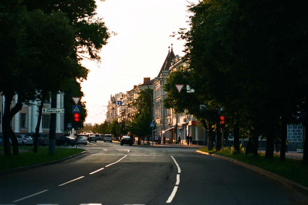 В Черниговской области комендантский час продлится 5 часов/Фото: Maryna Nikolaieva/Unsplash В Черниговской области сокращают комендантский час