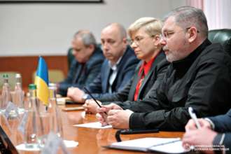 Руслан Запаранюк зустрівся з Надзвичайним і Повноважним послом Румунії в Україні Александру Віктором Мікулою румунія та україна
