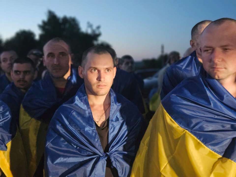 Україна повернула 90 людей з російського полону/Фото: Володимир Зеленський Україна повернула 90 людей з російського полону/Фото: Володимир Зеленський