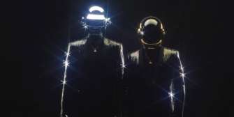 Фото: David Black Daft Punk официально ушли со сцены