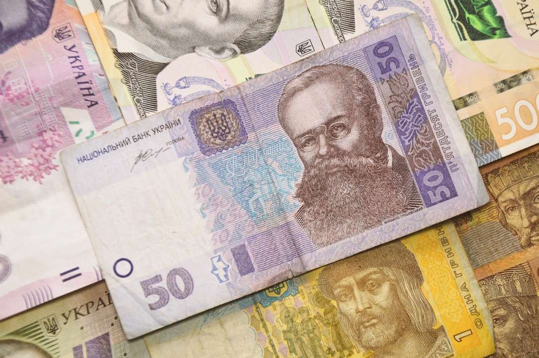 Курс валют в Україні: гривня без змін