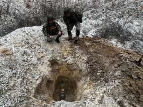 Полиция показала уничтожение вражеских боеприпасов/Фото: Андрей Небытов Полиция показала уничтожение вражеских боеприпасов/Фото: Андрей Небытов