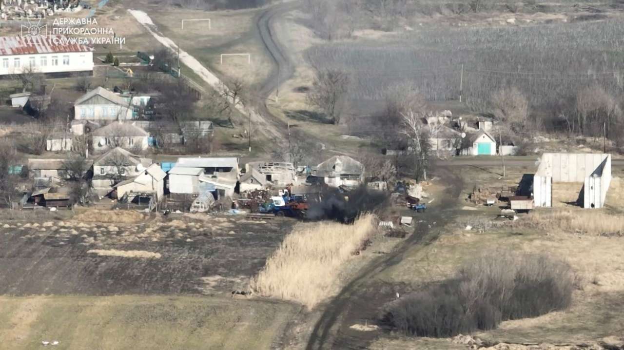 На Луганщині прикордонники знищили ворожу групу піхоти. Відео