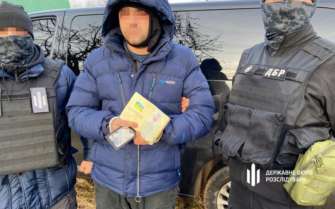 фігурант добровільно погодився працювати на загарбників фігурант добровільно погодився працювати на загарбників