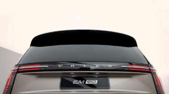 Фото: Volvo Комфортно, как в гостиной: Volvo представила свой первый электрический минивэн EM90. Фото